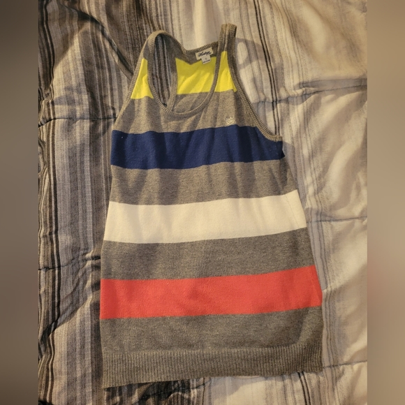 Sleeveless top - Picture 2 of 3